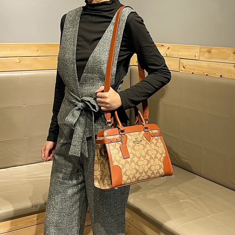 프리미엄 가죽으로 제작된 여성용 클래식 엘레강스 크로스 - Women Bags Premium Brands 리뷰 및 가격