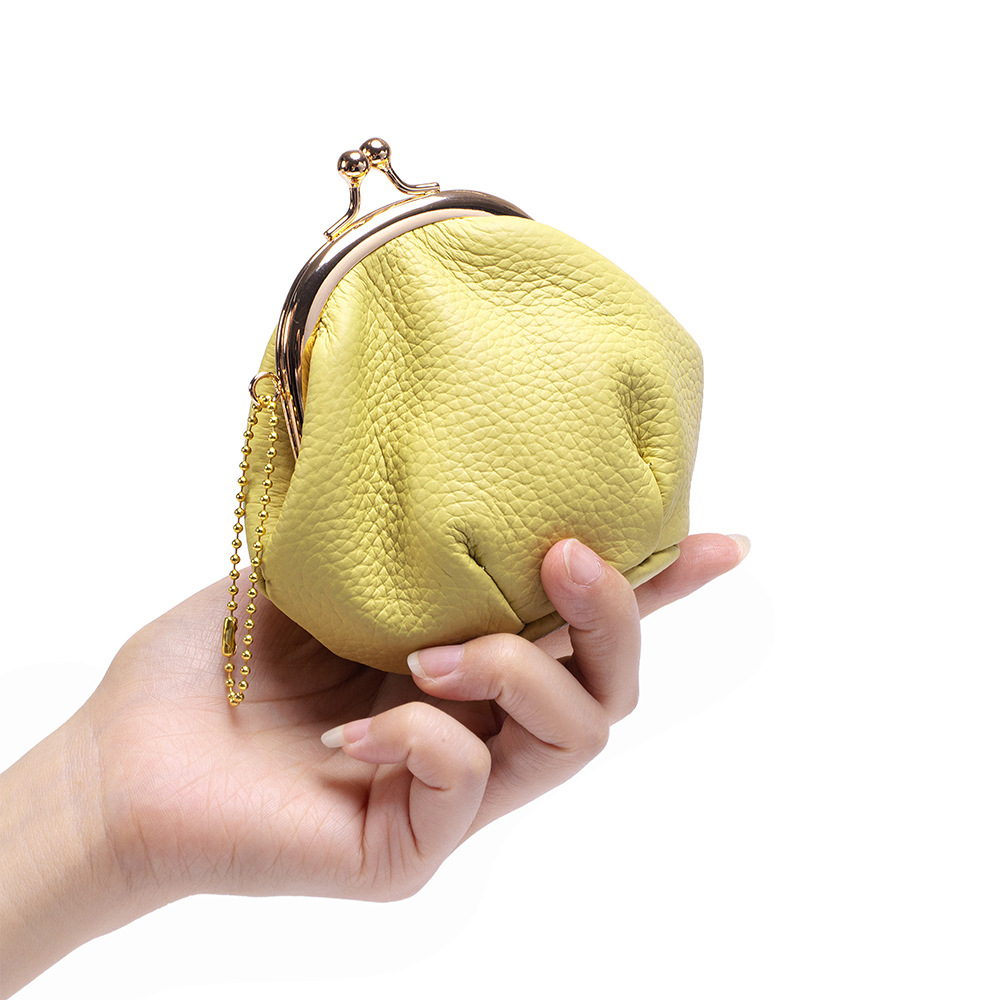 탑 그레인 페블드 가죽 키스락 동전 지갑, 골드 체인이 - Women Bags Premium Brands 리뷰 및 가격